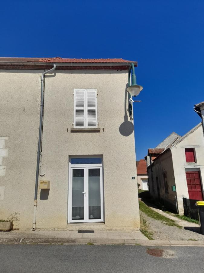 Maison "Chez Barbara" 6-8Personnes Lalizolle Exterior photo